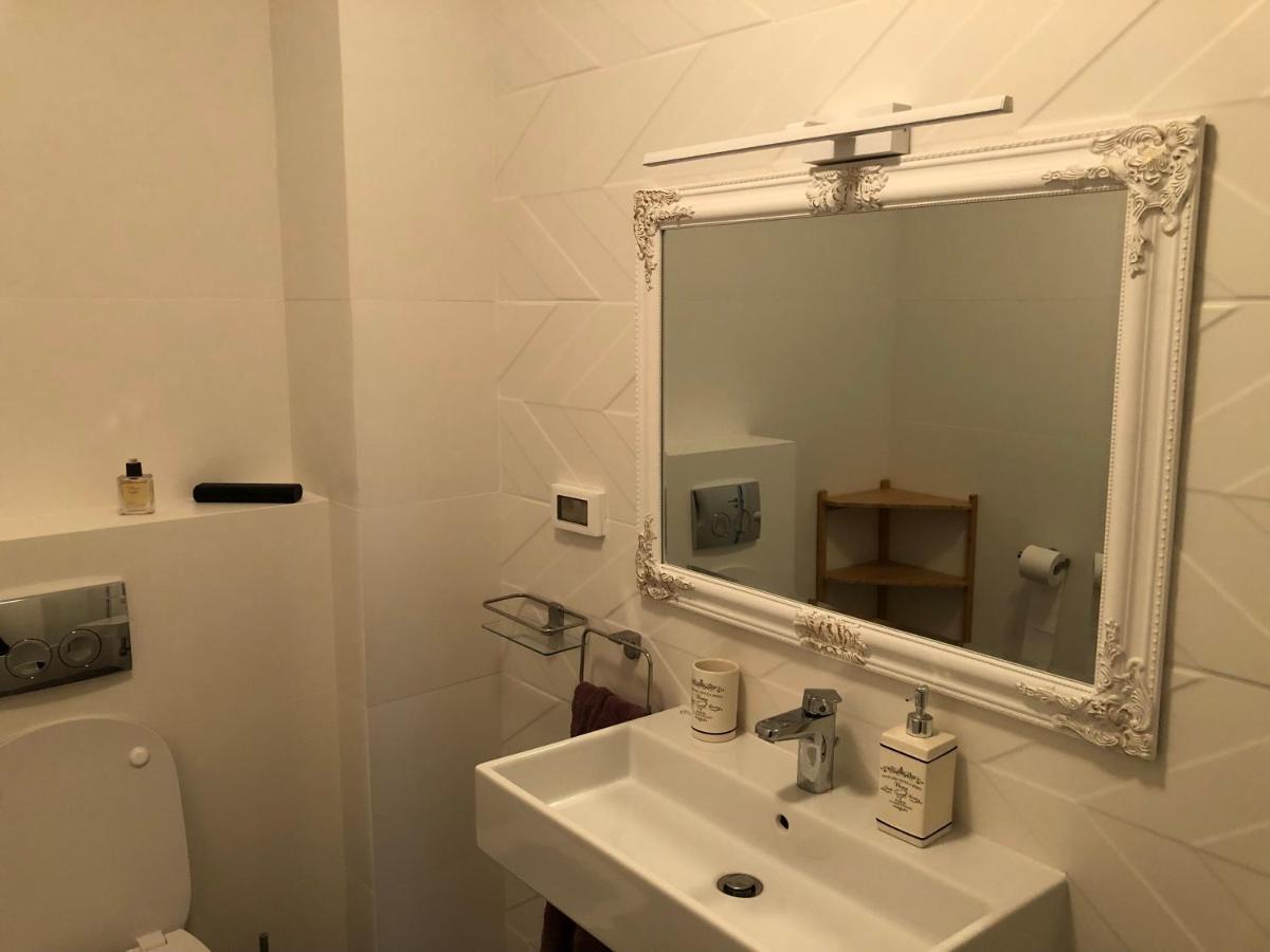 Chronos Apartment - Modern And Stylish Тимишоара Екстериор снимка