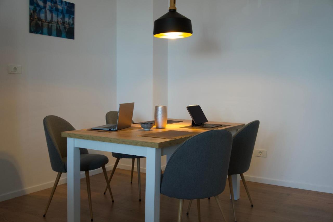 Chronos Apartment - Modern And Stylish Тимишоара Екстериор снимка